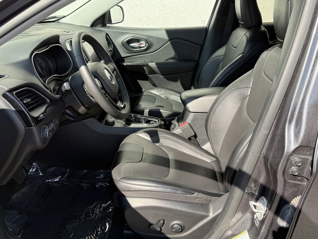 2023 Jeep Cherokee Altitude Lux