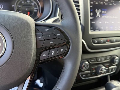 2023 Jeep Cherokee Altitude Lux