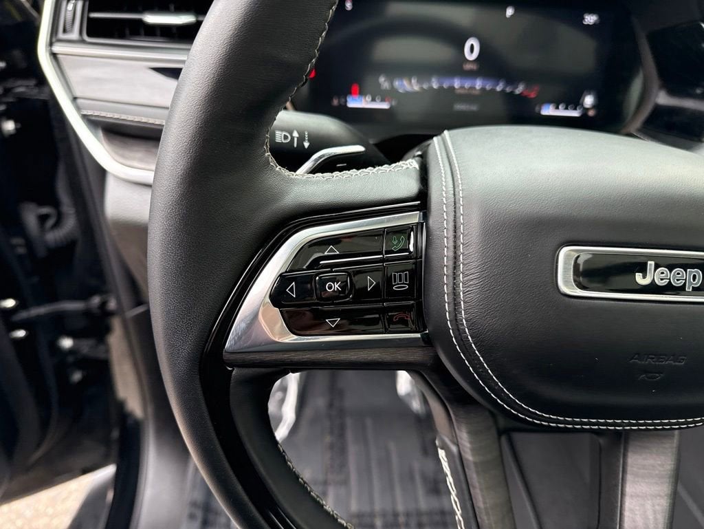 2022 Jeep Grand Cherokee Overland
