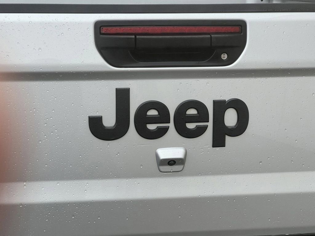 2022 Jeep Gladiator Sport S