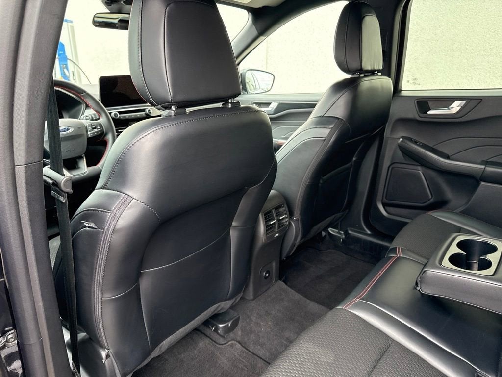 2025 Ford Escape ST-Line Select