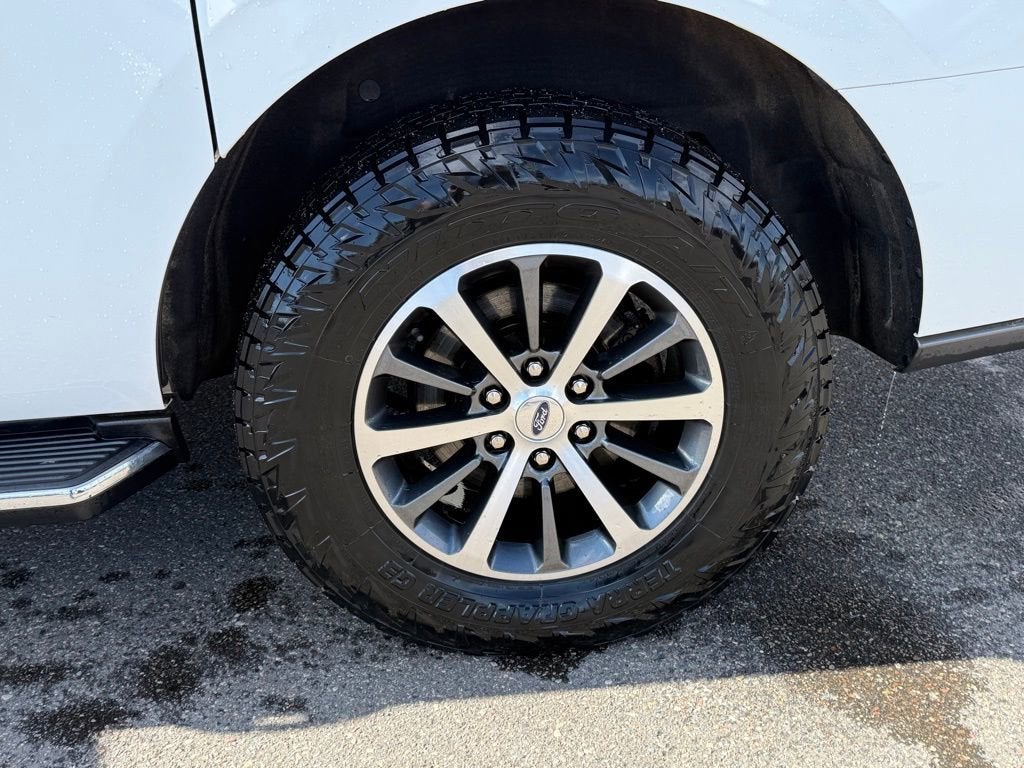 2021 Ford Expedition Max XLT