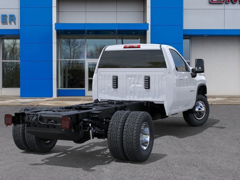 2026 Chevrolet Silverado 3500 HD Chassis Cab LT