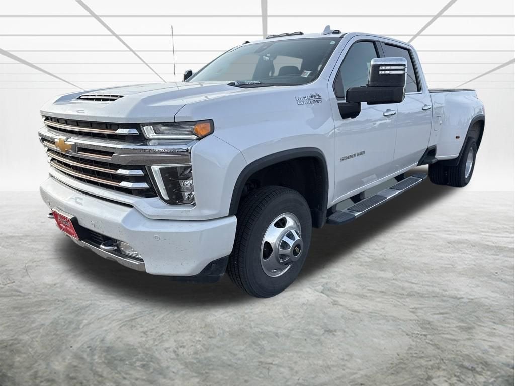 2021 Chevrolet Silverado HD High Country 4WD Crew Cab Long Box DRW's photo