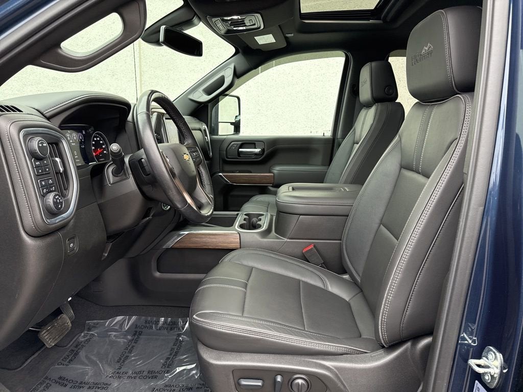 2022 Chevrolet Silverado 3500 HD High Country