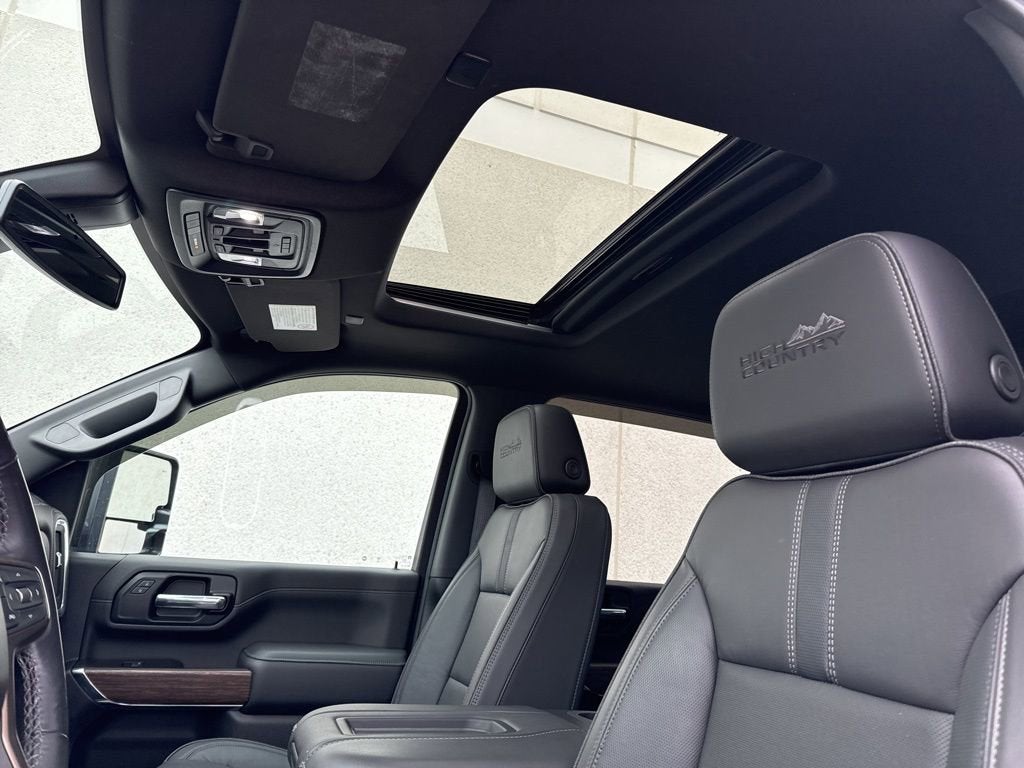 2022 Chevrolet Silverado 3500 HD High Country