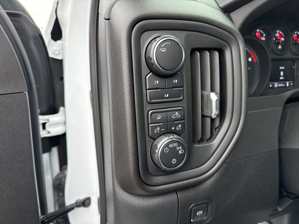 2024 Chevrolet Silverado 2500 HD Custom