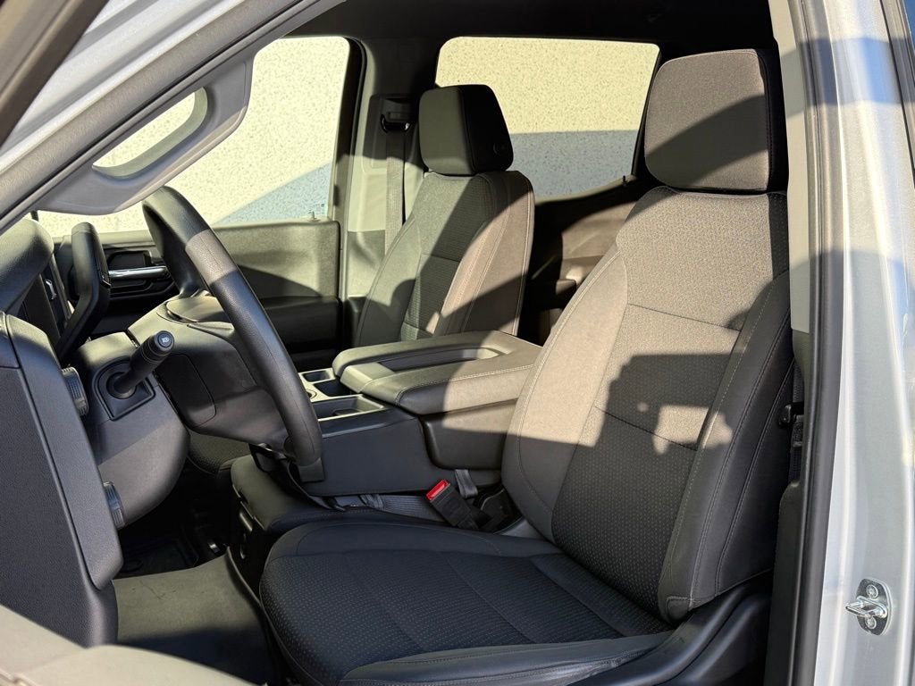 2022 Chevrolet Silverado 1500 WT