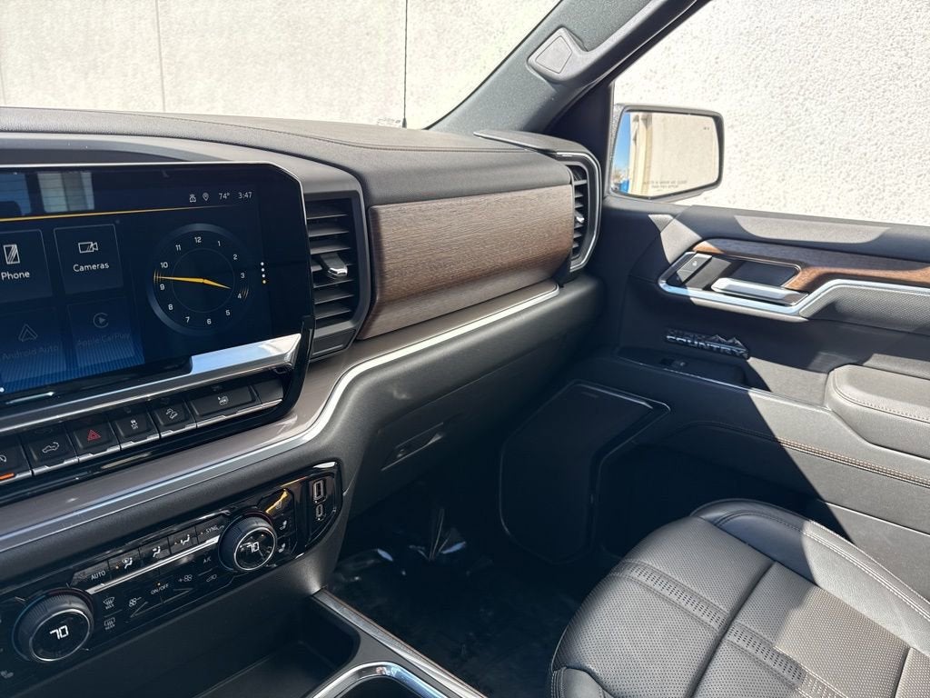2022 Chevrolet Silverado 1500 High Country