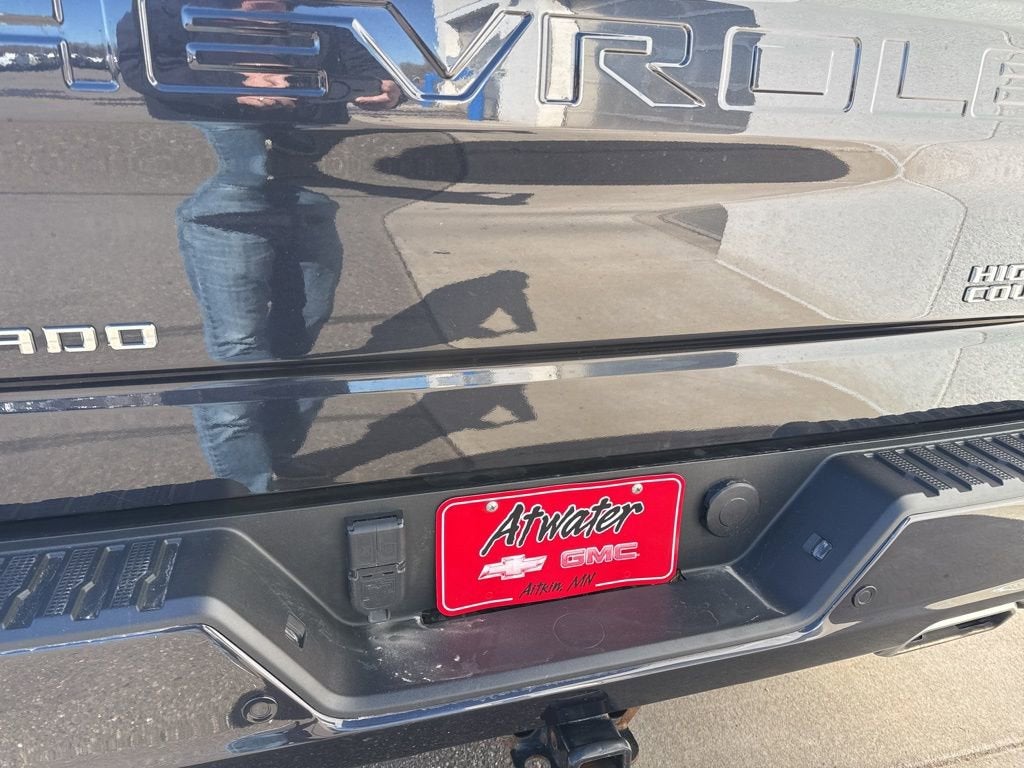 2022 Chevrolet Silverado 1500 High Country