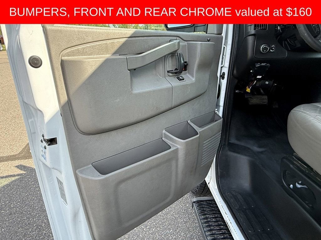 2019 GMC Savana Passenger 3500 LS