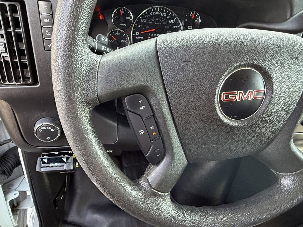 2019 GMC Savana Passenger 3500 LS