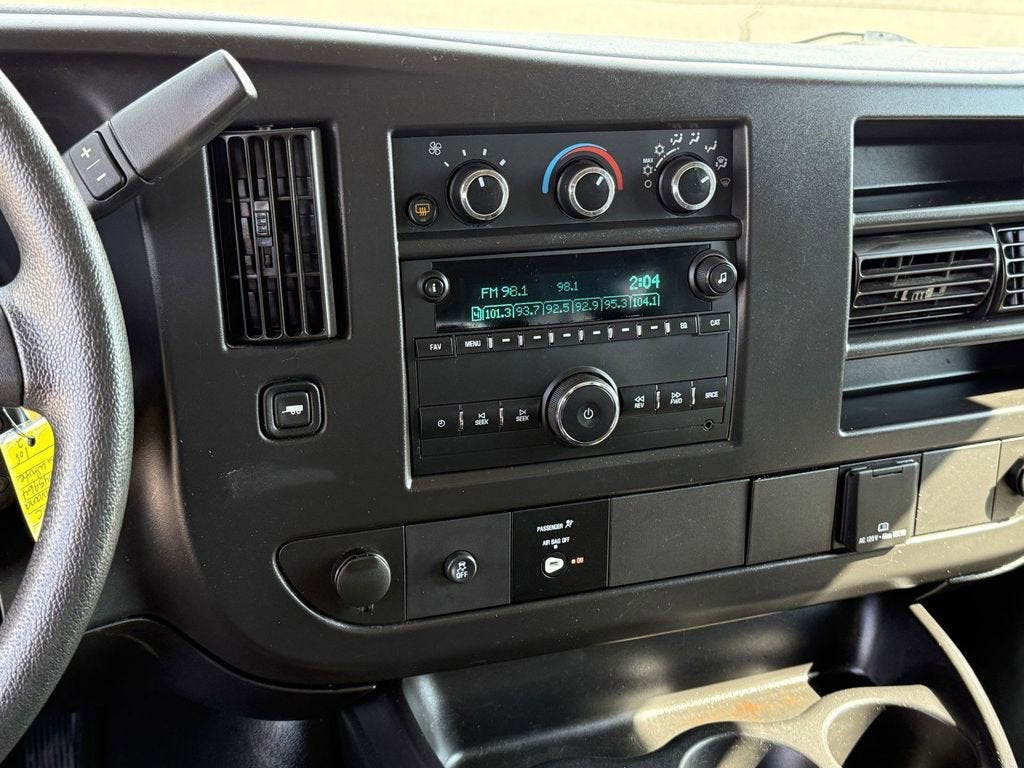 2019 GMC Savana Passenger 3500 LS