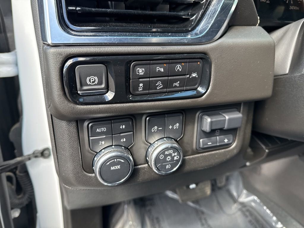 2025 GMC Yukon XL Elevation