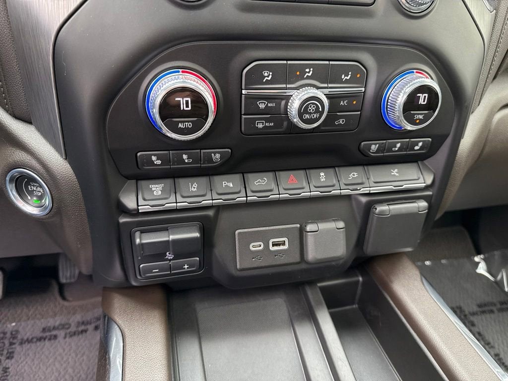 2022 GMC Sierra 3500 HD Denali DRW