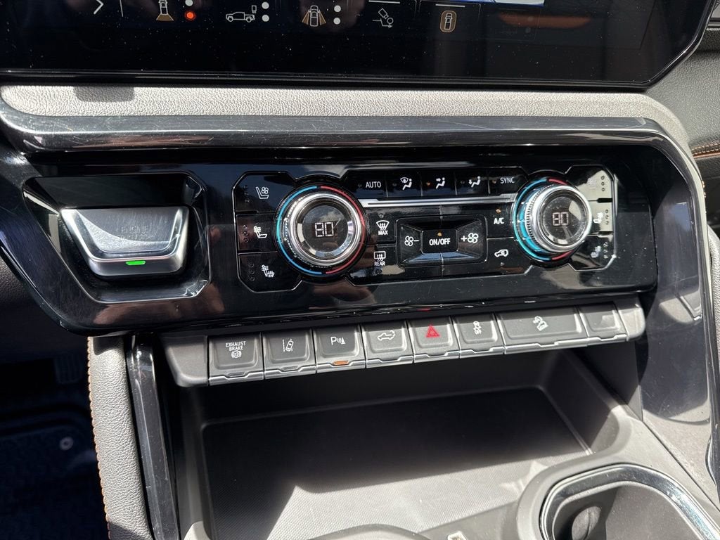 2025 GMC Sierra 3500 HD AT4
