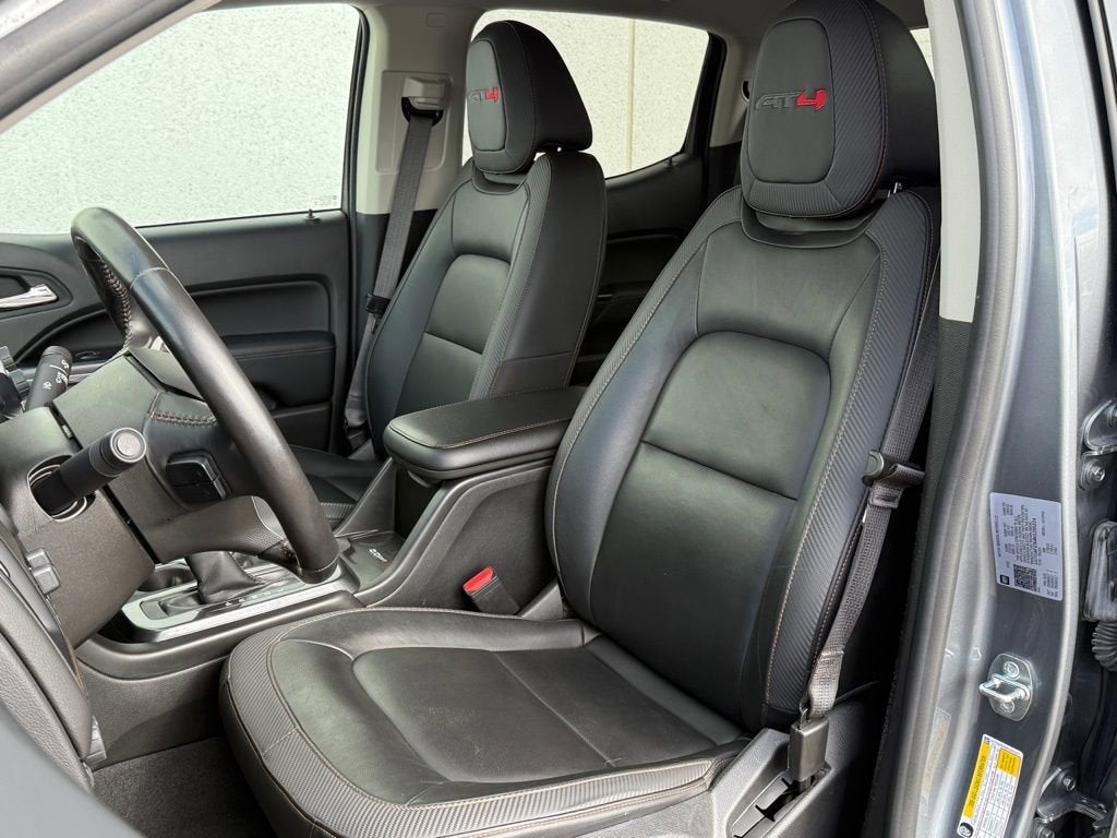 2022 GMC Canyon AT4 - Leather