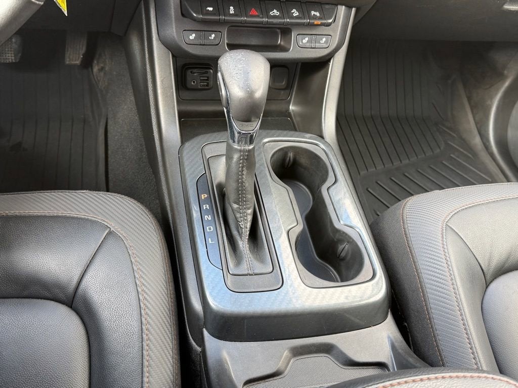 2022 GMC Canyon AT4 - Leather