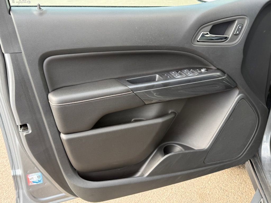 2022 GMC Canyon AT4 - Leather