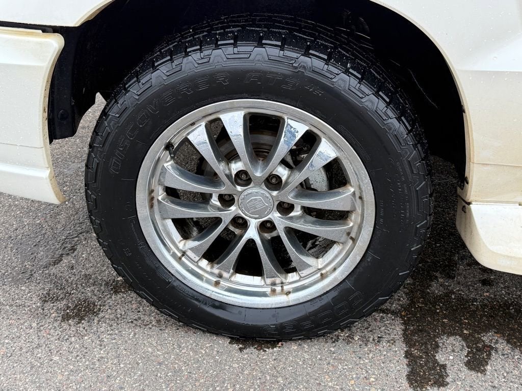 2005 Cadillac Escalade BASE