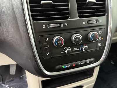 2017 Dodge Grand Caravan SE