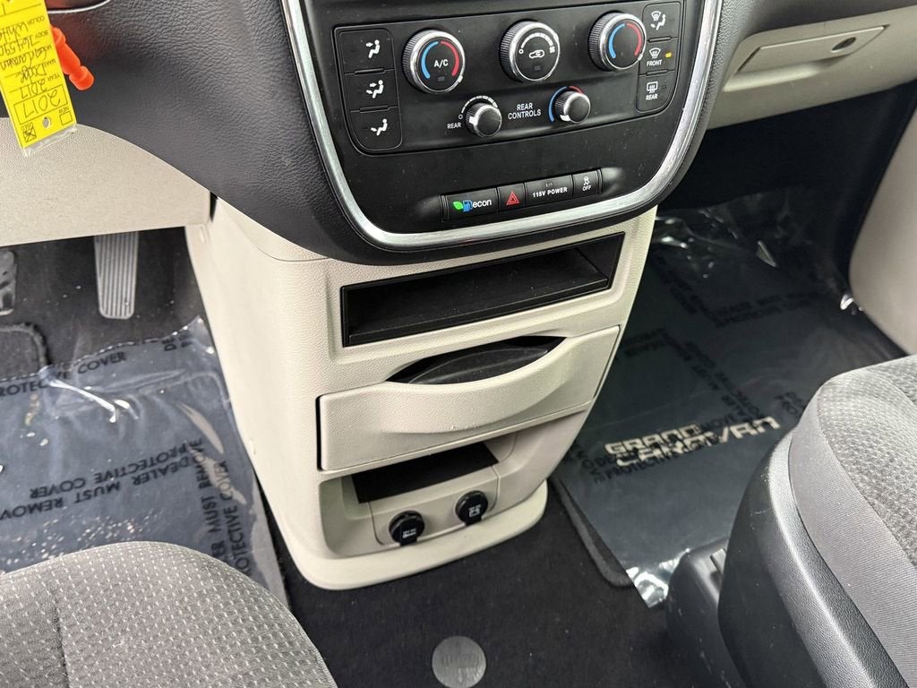 2017 Dodge Grand Caravan SE