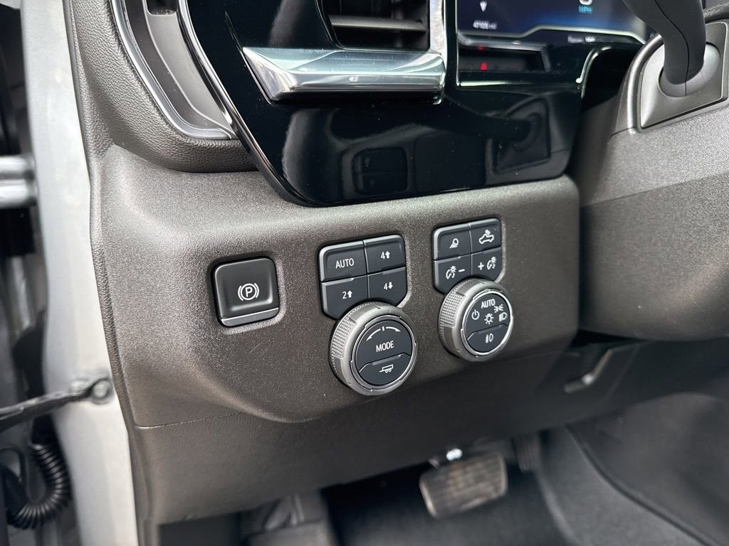 2025 Chevrolet Silverado 3500 HD LT