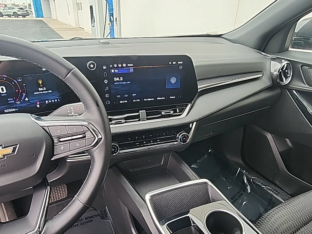 2025 Chevrolet Equinox LT - Photo 15