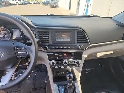 2020 Hyundai Elantra SE