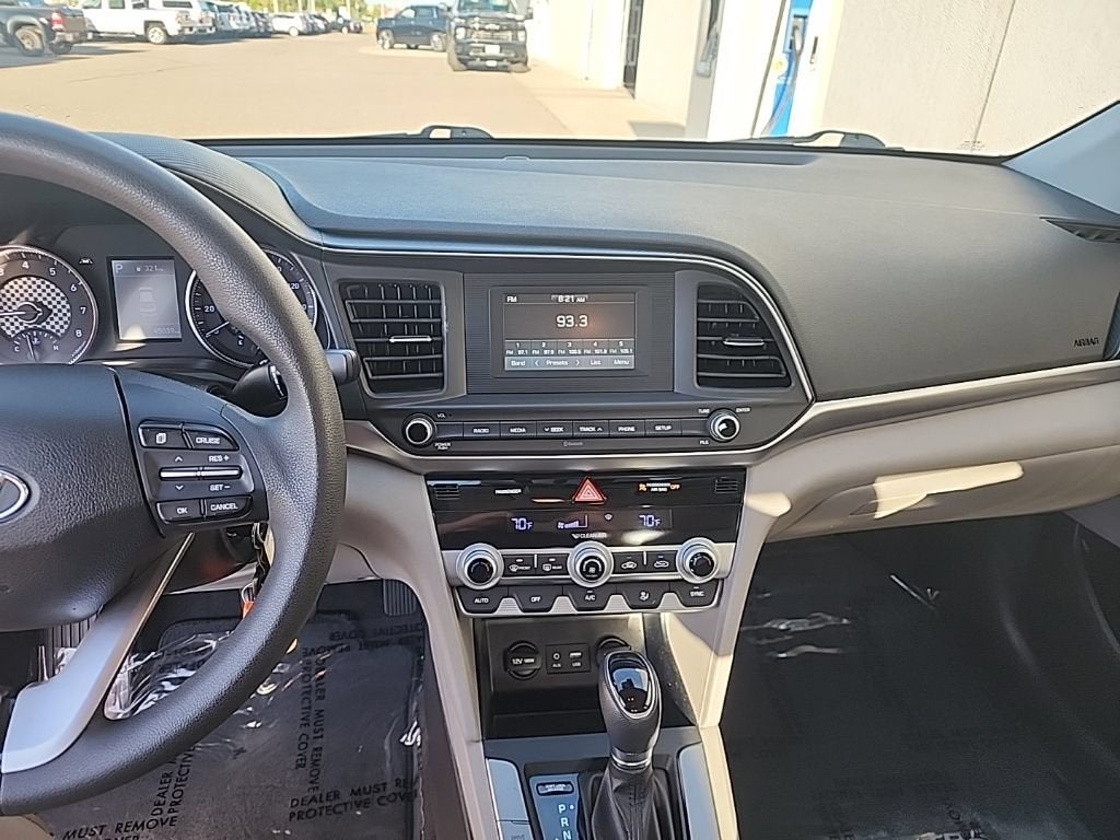 2020 Hyundai Elantra SE
