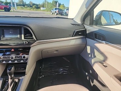 2020 Hyundai Elantra SE