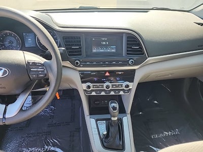 2020 Hyundai Elantra SE