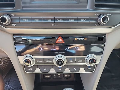 2020 Hyundai Elantra SE