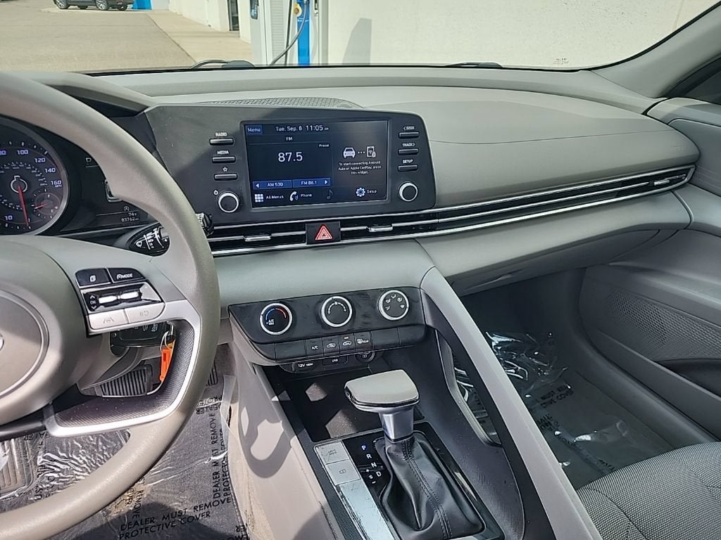 2021 Hyundai Elantra SE