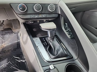 2021 Hyundai Elantra SE
