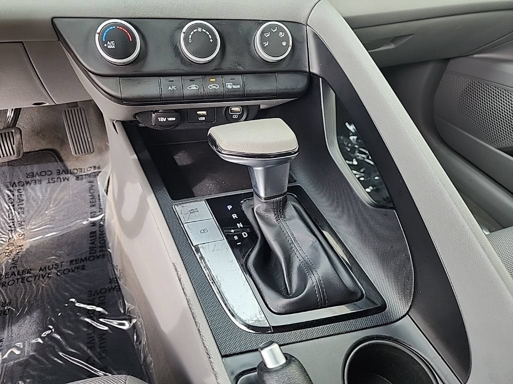2021 Hyundai Elantra SE