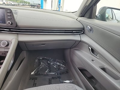 2021 Hyundai Elantra SE