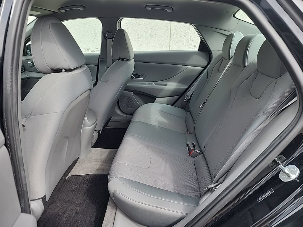 2021 Hyundai Elantra SE