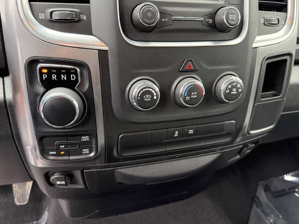 2024 RAM 1500 Classic SLT