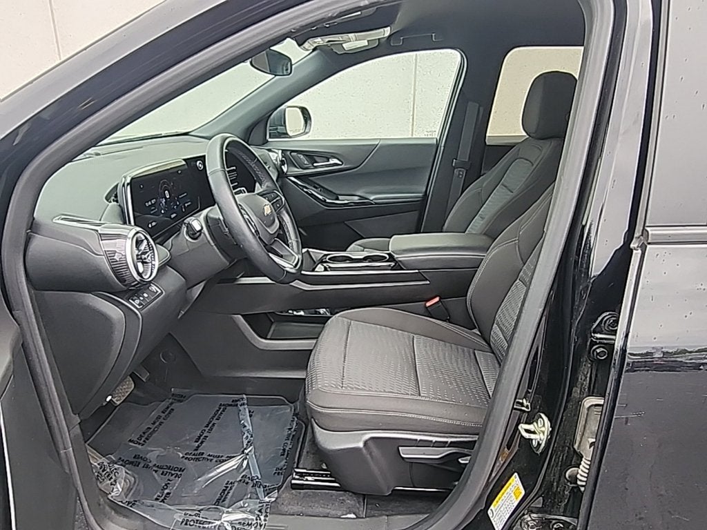 2025 Chevrolet Equinox LT - Photo 9