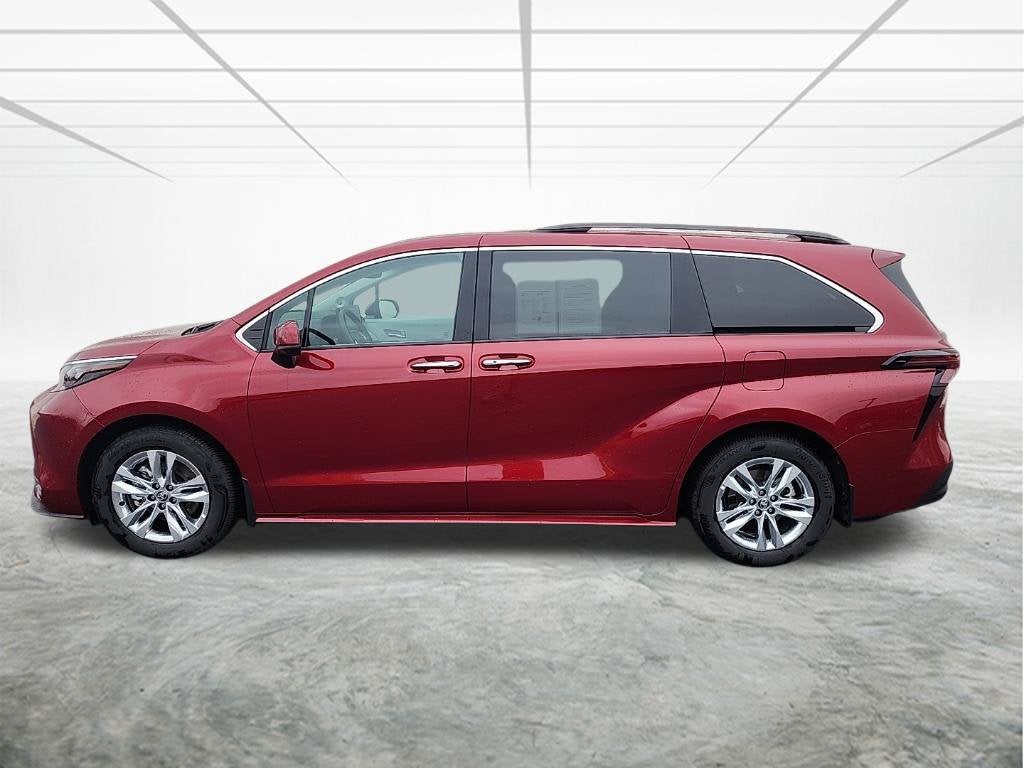 Used 2026 Toyota Sienna XLE with VIN 5TDYSKFC9TS229367 for sale in Aitkin, Minnesota